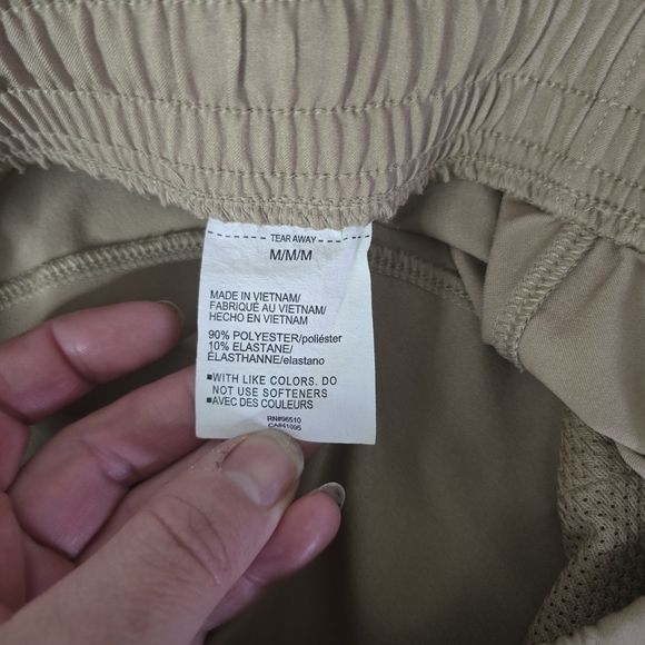 Under Armour Women’s Performance Joggers — Size M • Quick-Dry • Beige - Picture 2 of 7